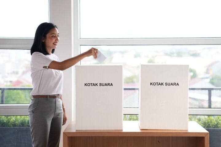 Kotak dan Bilik Suara di Inggris, Produk Asal Tangerang