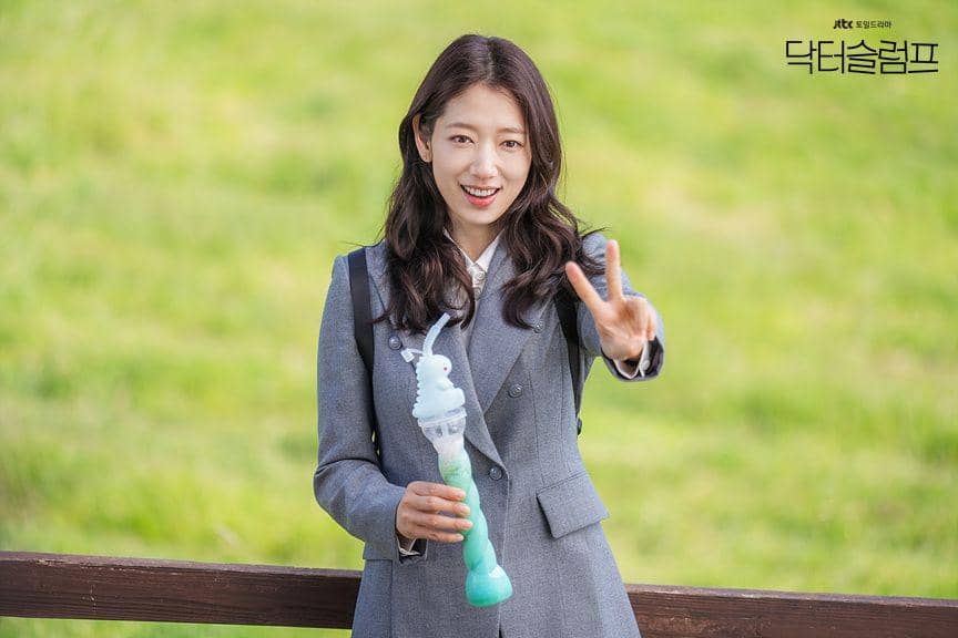 5 Zodiak Mujur 25 Februari 2024, Capricorn Kasmaran Banget!