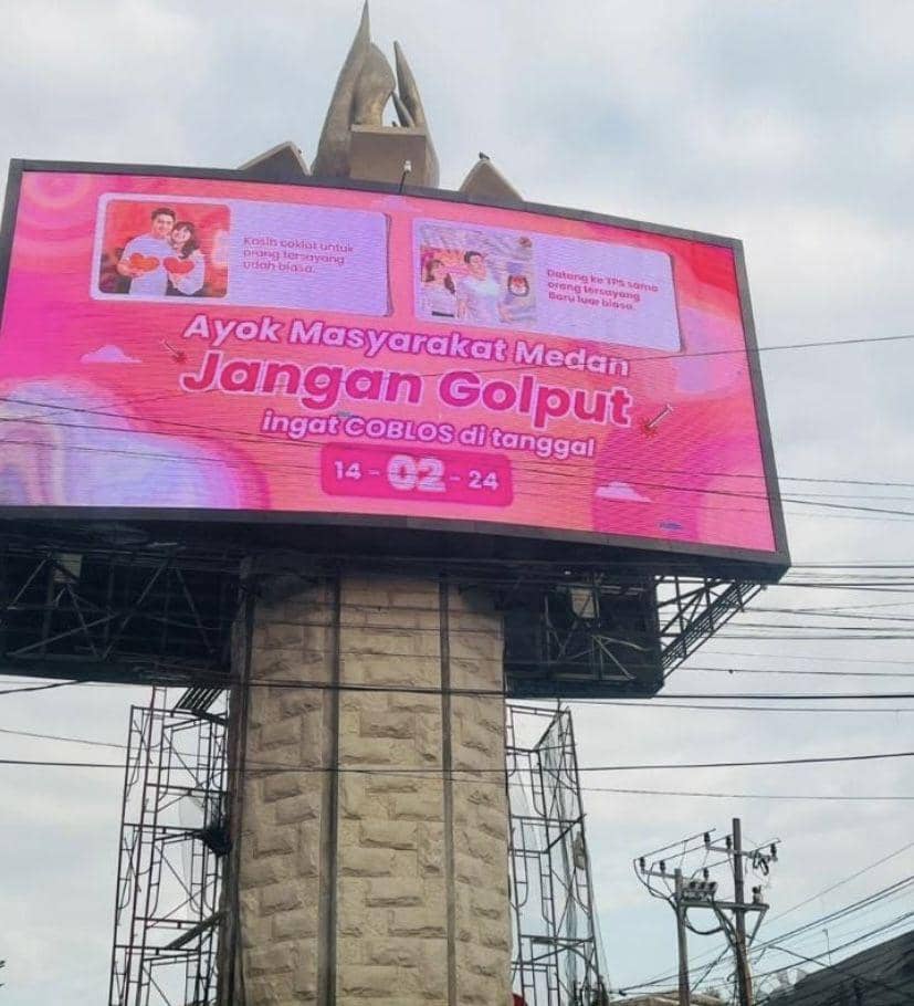Imbauan Gak Golput di Tugu Baru Kota Medan dan Angka 02 yang Menonjol