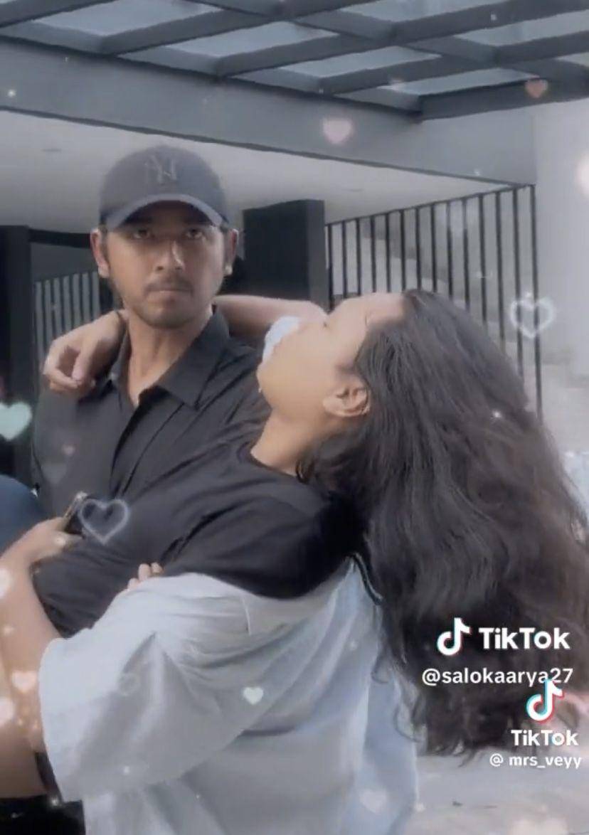 potret Arya Saloka parodikan video viral Mayor Teddy (tiktok.com/salokaarya27)