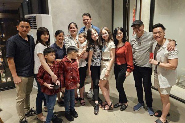 Potret Gracia Indri dan Gisela Cindy Pulang ke Indonesia, Lepas Kangen