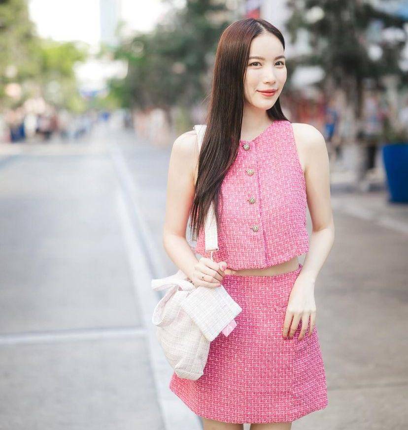 potret Mook Worranit (instagram.com/mookworranit)