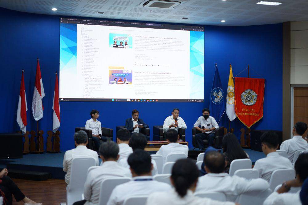 Peluncuran UGM Online di Learning Center, Fakultas Ekonomika dan Bisnis UGM, Senin (12/2/2024). (Dok. Istimewa)