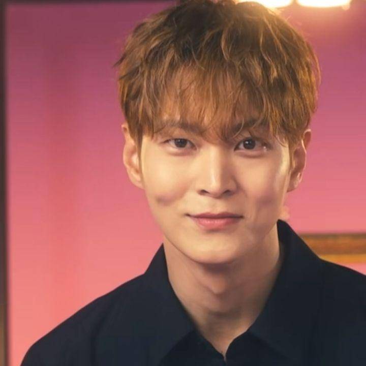 Joo Won di drama Night Photo Studio (instagram.com/channel.ena.d)