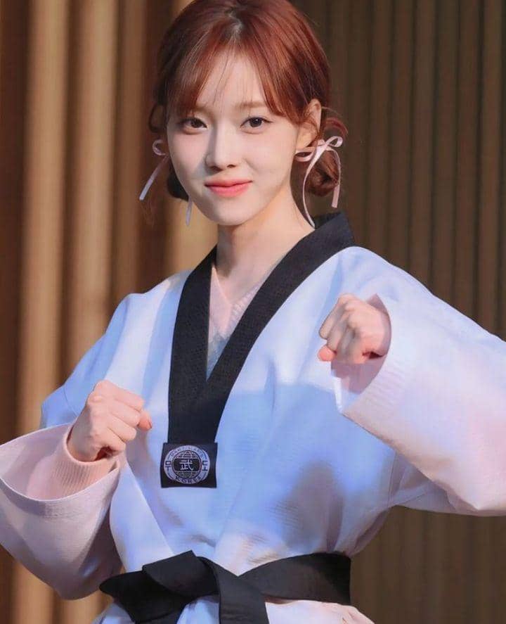 gaya rambut Winter aespa (instagram.com/winter.aespadiary)