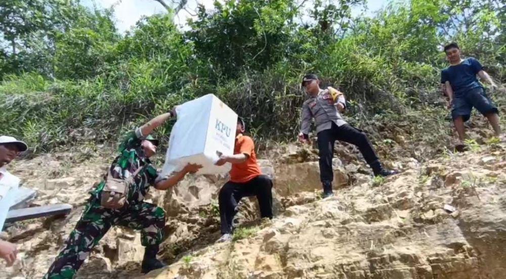 KPU Tarakan Mendistribusikan Logistik Pemilu ke Pulau Terluar