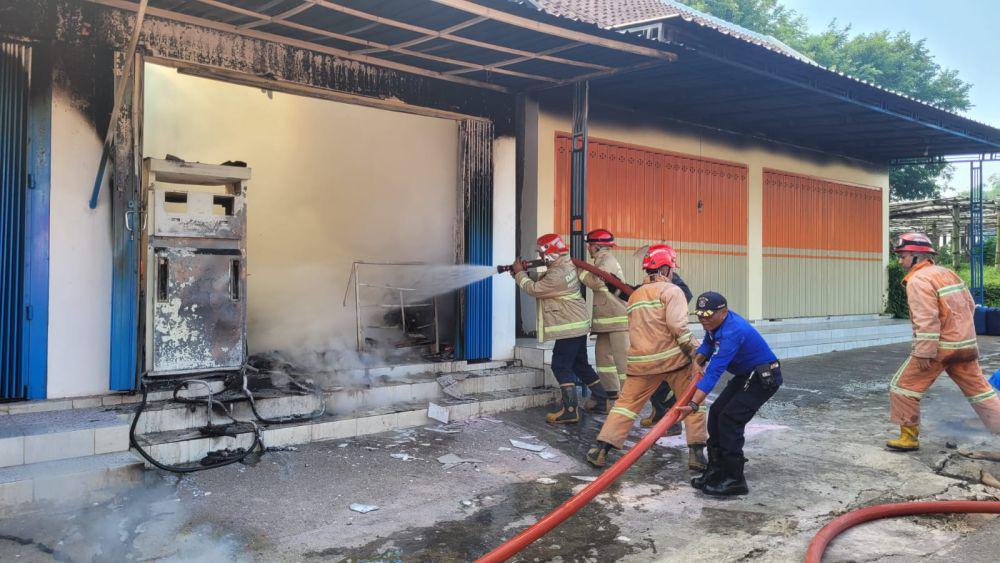 SPBU Mini di Malang Terbakar Hebat, 2 Orang Jadi Korban