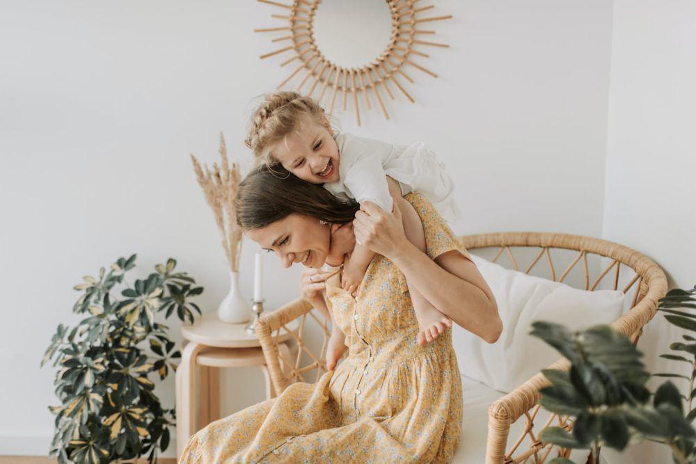 5 Zodiak Jadikan Ibu Sebagai Role Model, Panutan Banget!