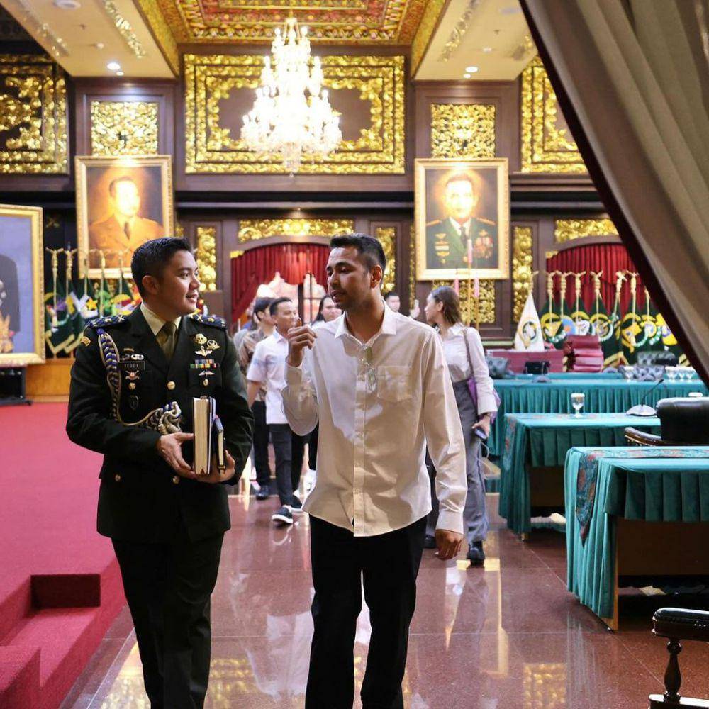 potret Raffi Ahmad dengan Mayor Teddy (instagram.com/raffinagita1717)