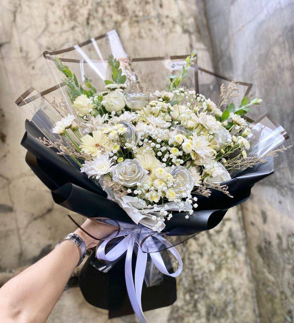 Nuansa Florist (instagram.com/nuansaflorist_jember)