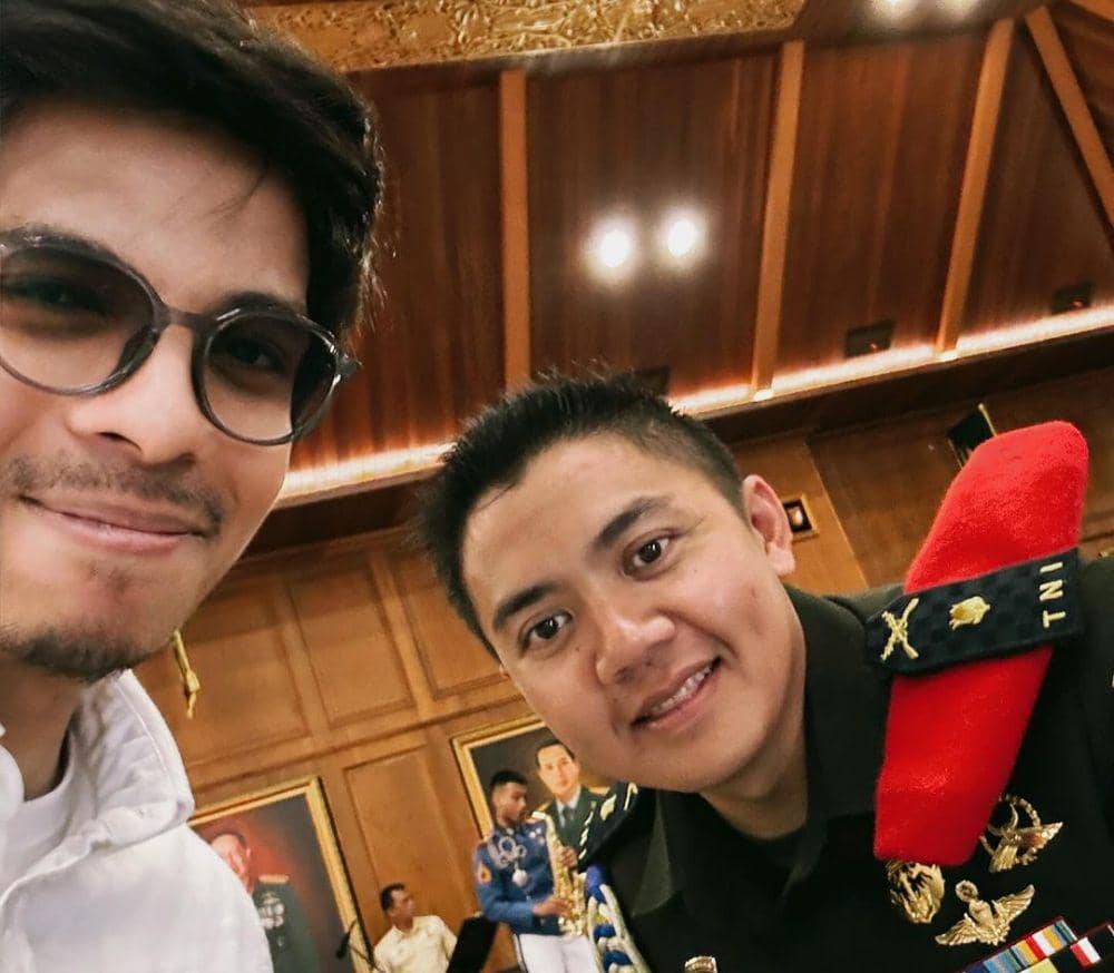 potret Atta dengan Mayor Teddy (instagram.com/attahalilintar)