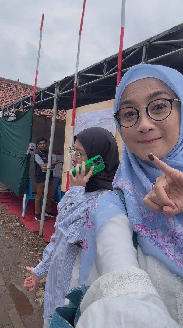 artis nyaleg nyoblos Pemilu 2024 (instagram.com/desyratnasariterdepan)