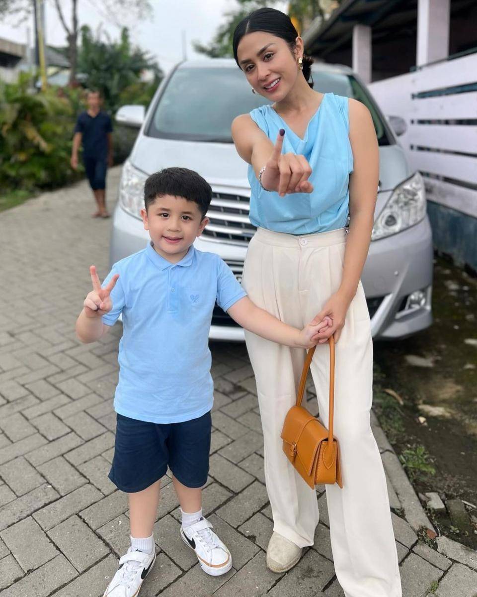 artis nyaleg nyoblos Pemilu 2024 (instagram.com/selvikitty)