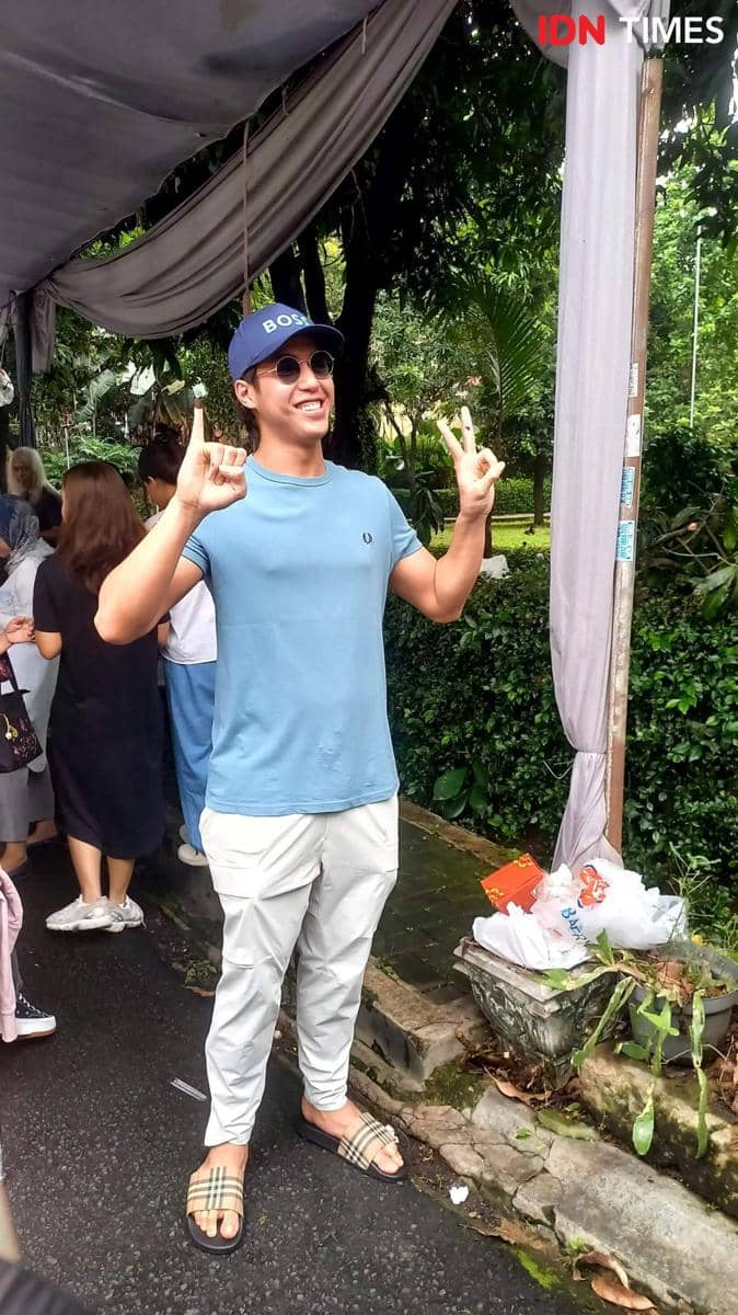 Potret El Rumi di TPS 051 di kawasan Pondok Indah, Jakarta Selatan pada Rabu (14/02/2024) (IDN Times/Ines Suseno)
