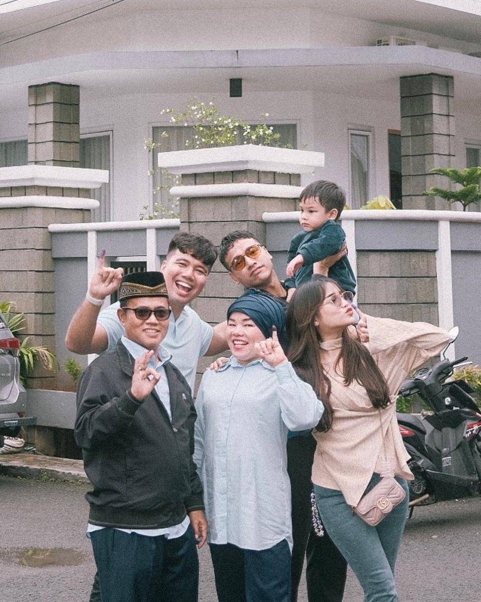 artis nyaleg nyoblos Pemilu 2024 (instagram.com/fuji_an)