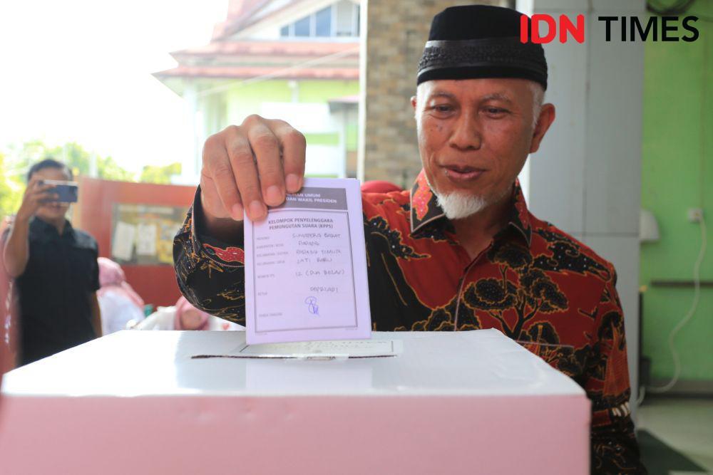 Gubernur Sumbar Janjikan Umroh ke Penyelenggara Pemilu Paling Kondusif