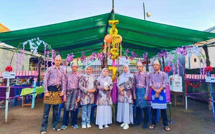 Foto anggota TPS 07 Desa Rasabou Kecamatan Bolo Kabupaten Bima (Dok/Istimewa)