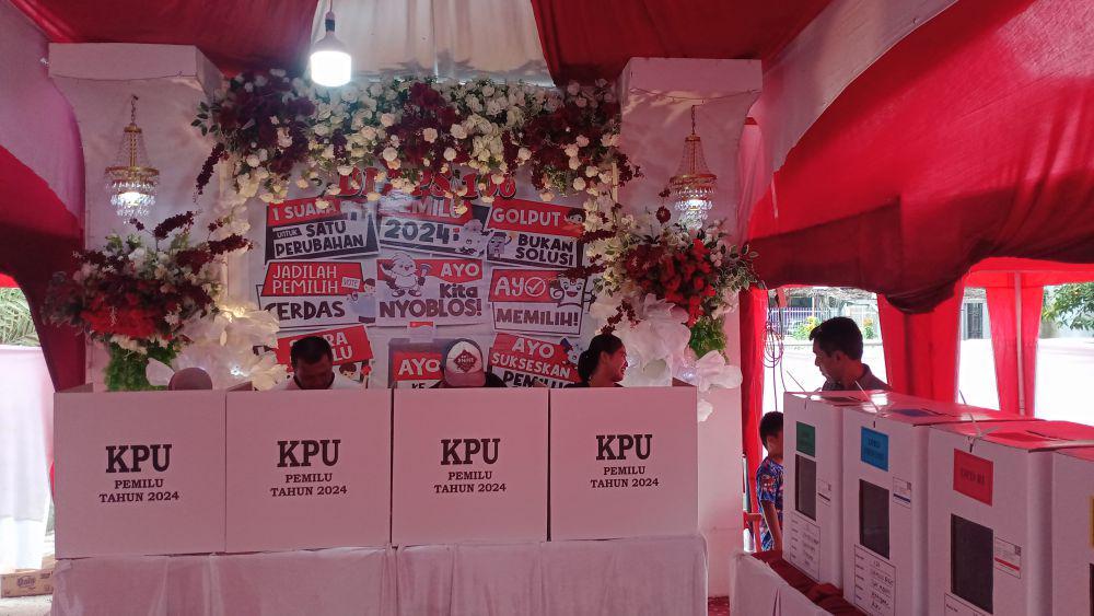 TPS 106 di Pekanbaru seperti Resepsi Pernikahan, Dapat Es Krim