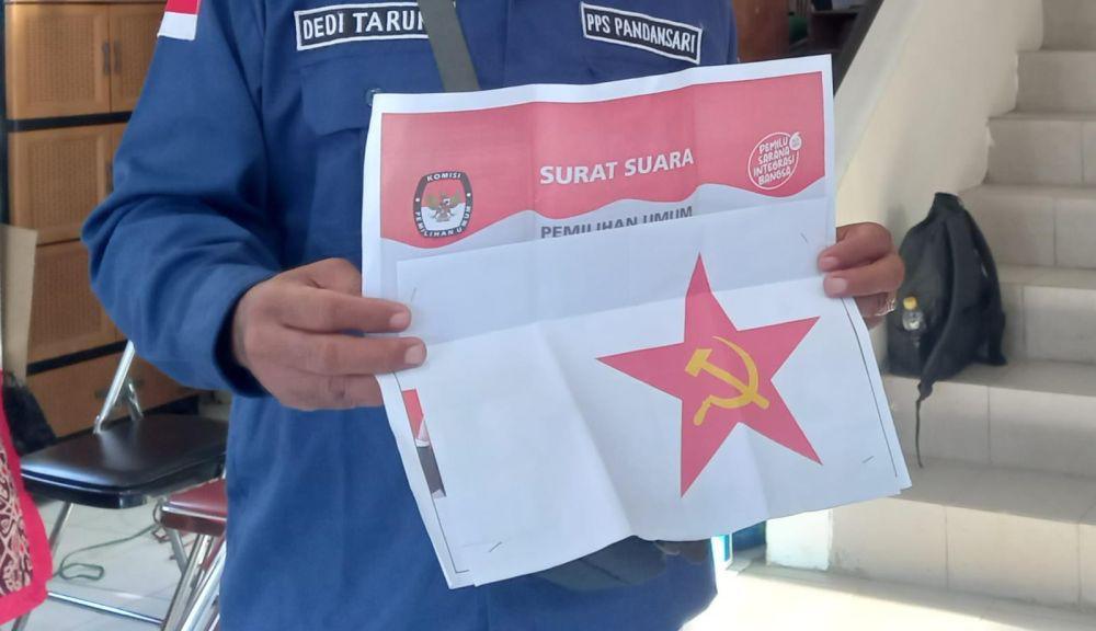 Waduh! Logo PKI Diselipkan di Surat Suara TPS 3 Pandansari Semarang