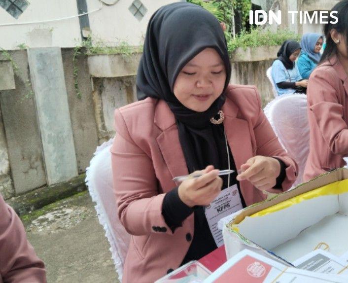 Paslon 02 Menang 129 Suara di TPS Tempat Wako Palembang Nyoblos