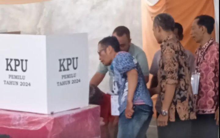 1 Warga Jambi Jatuh Saat Mencoblos di Bilik Suara dan Meninggal