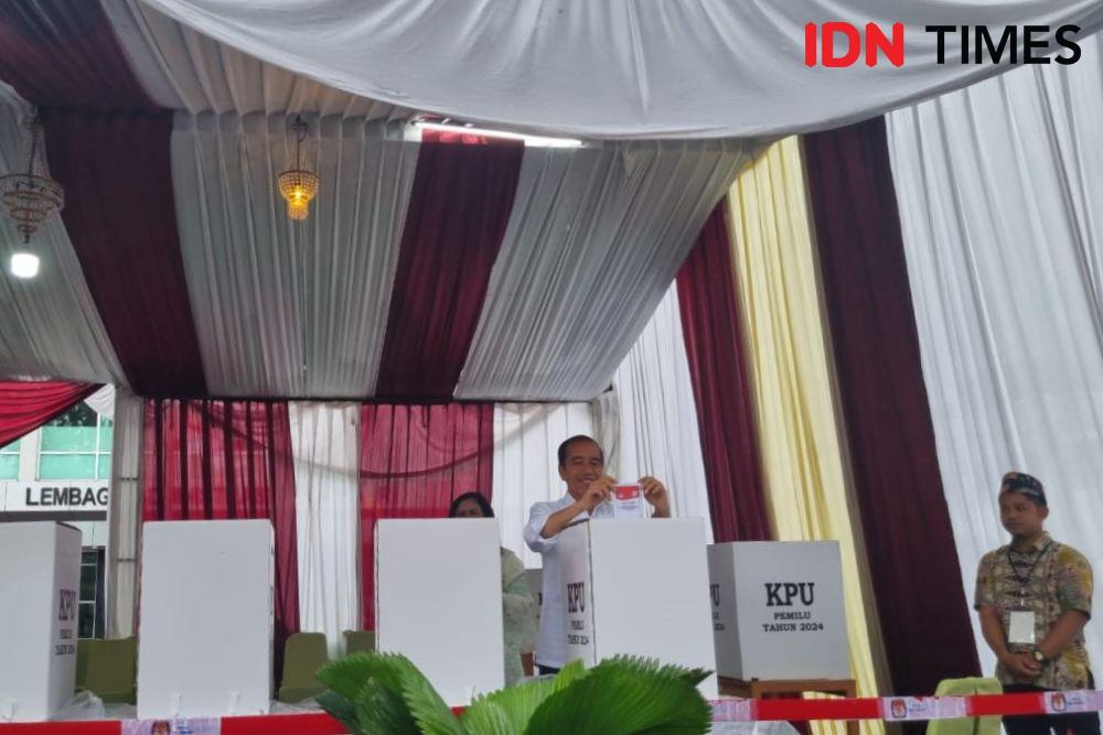 Usia Nyoblos, Jokowi Kembali ke Istana