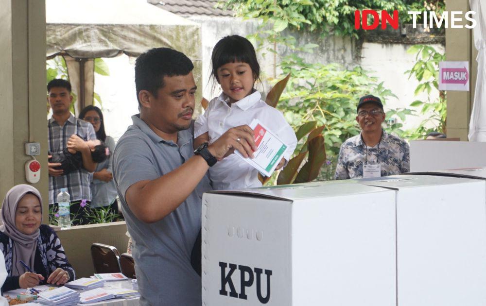 Lama di Bilik Suara, Bobby Jelaskan Soal Surat Suara ke Sedah Mirah