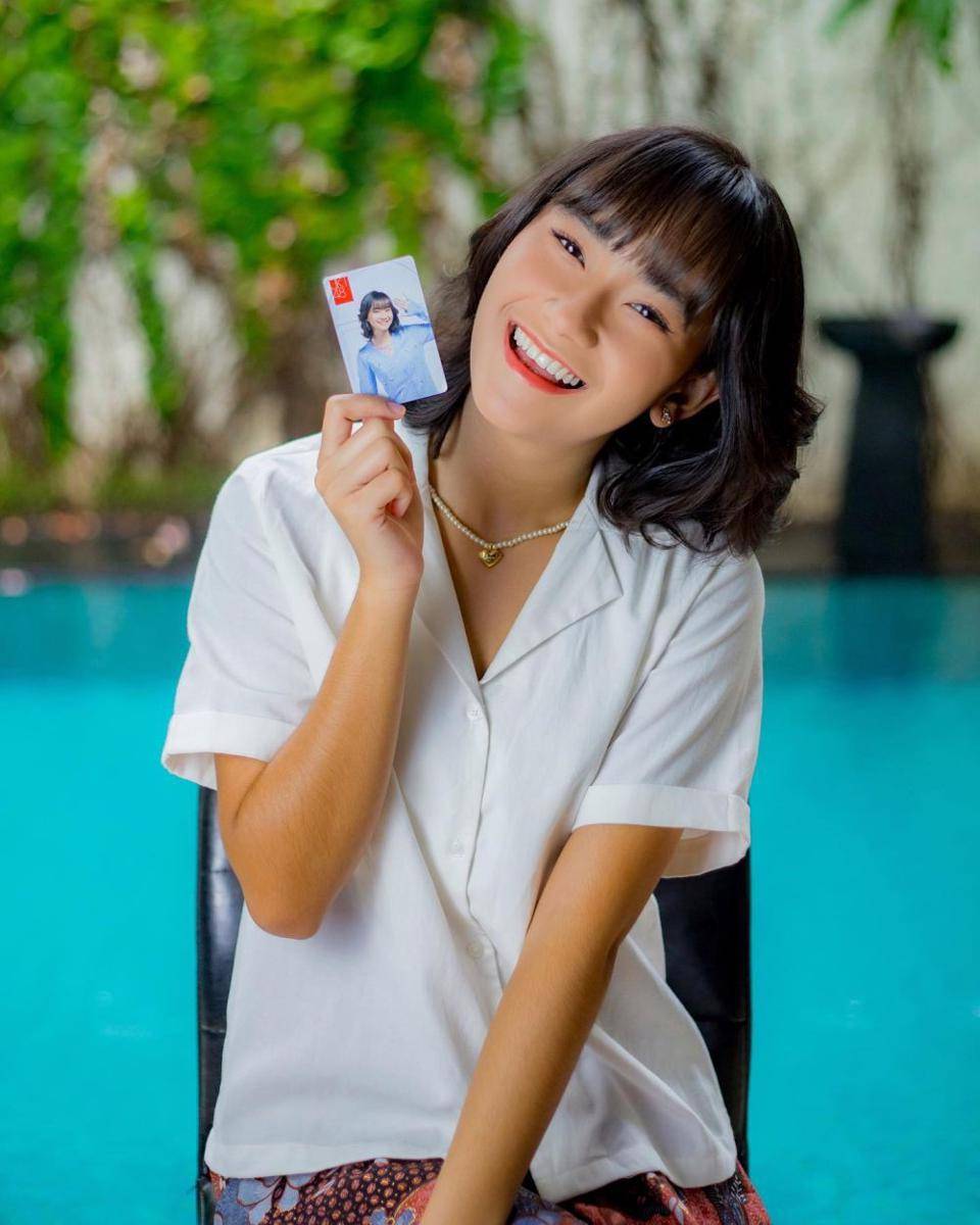 Gaya Makeup Freya JKT48 (instagram.com/jkt48.freya)