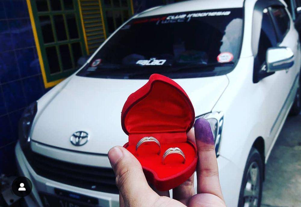 potret jari dicelup tinta (instagram.com/galaci_star_chapter)