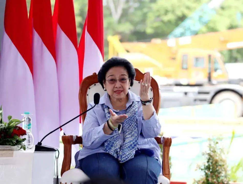 Megawati Soekarnoputri (instagram.com/presidenmegawati)