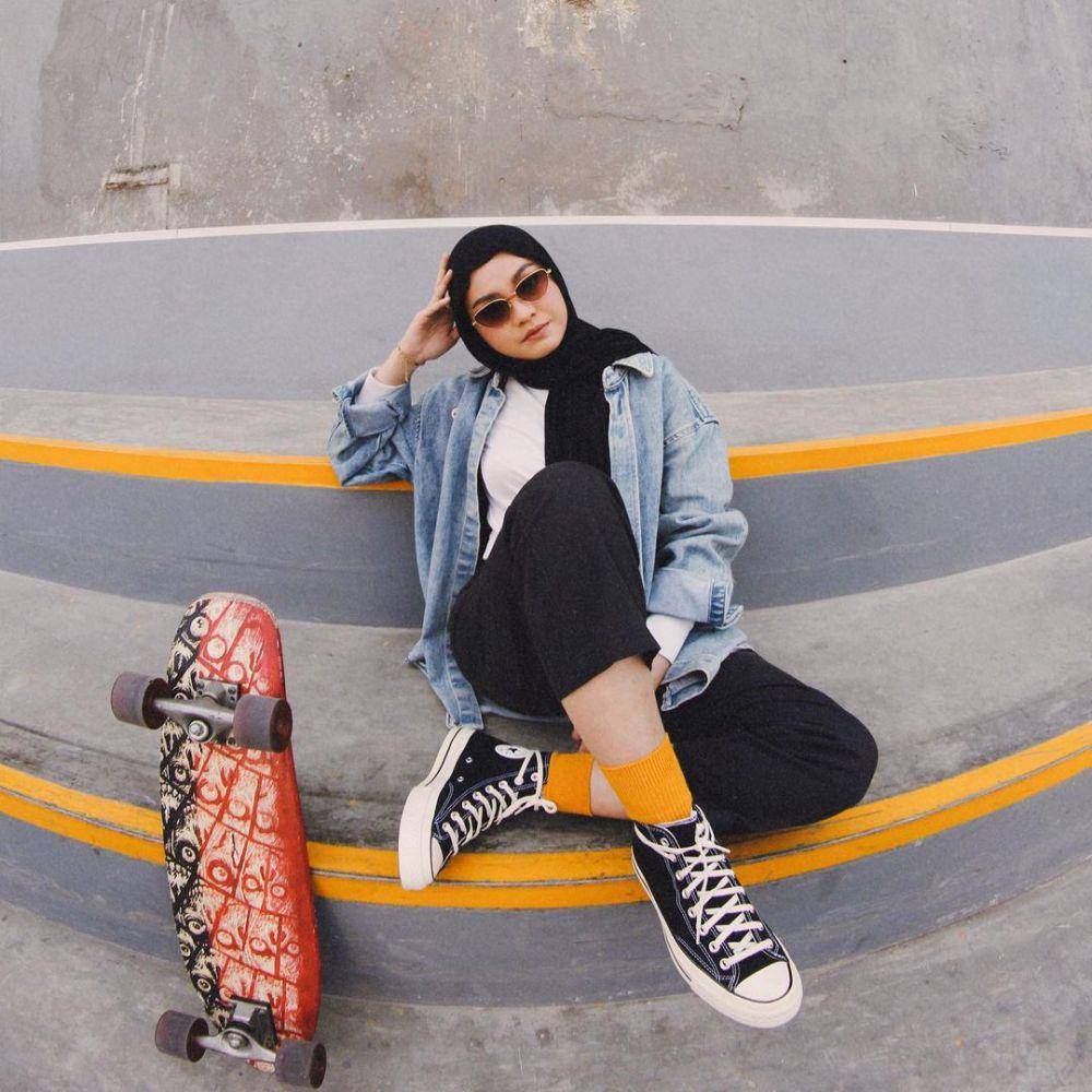 Ide Boyish Style ala Salma Salsabil (instagram.com/salmasalsabil12)