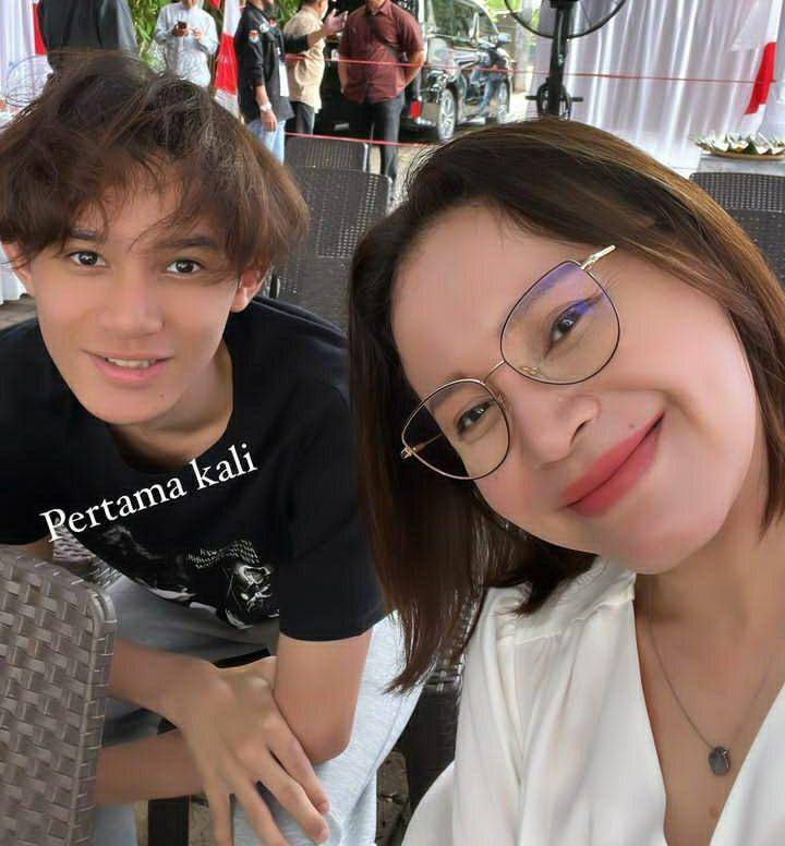 potret anak artis yang baru pertama kali nyoblos (instagram.com/itsrossa910)