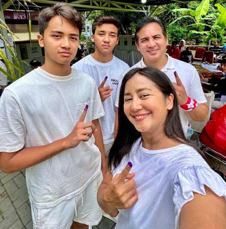 potret anak artis yang baru pertama kali nyoblos (instagram.com/amaraanggana)