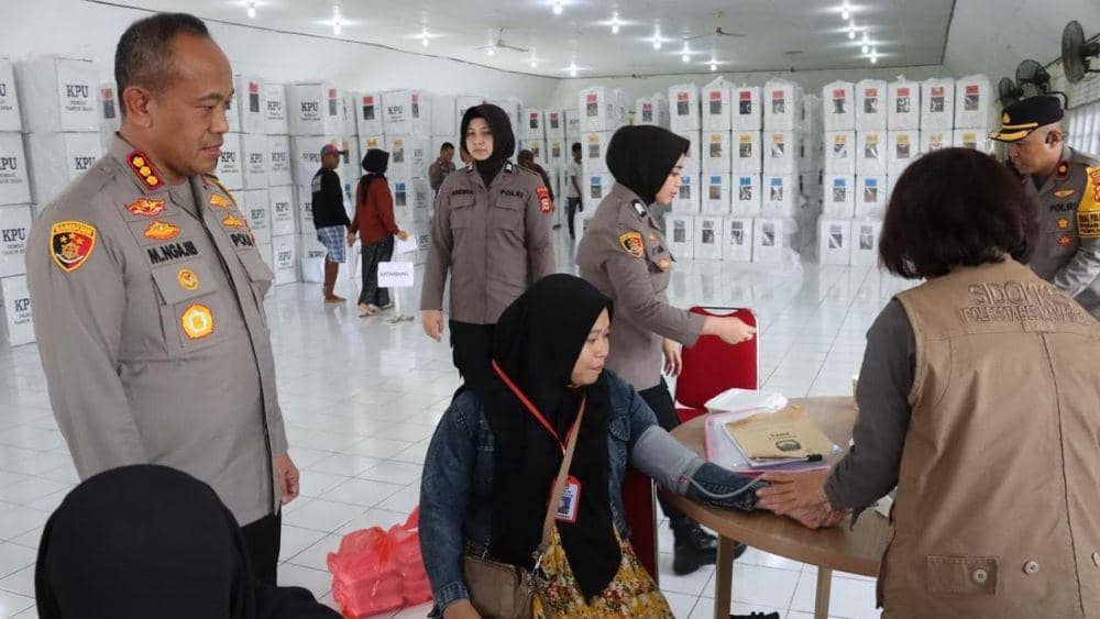 Polrestabes Makassar Periksa Kesehatan 1.500 Petugas PPK Pemilu 2024