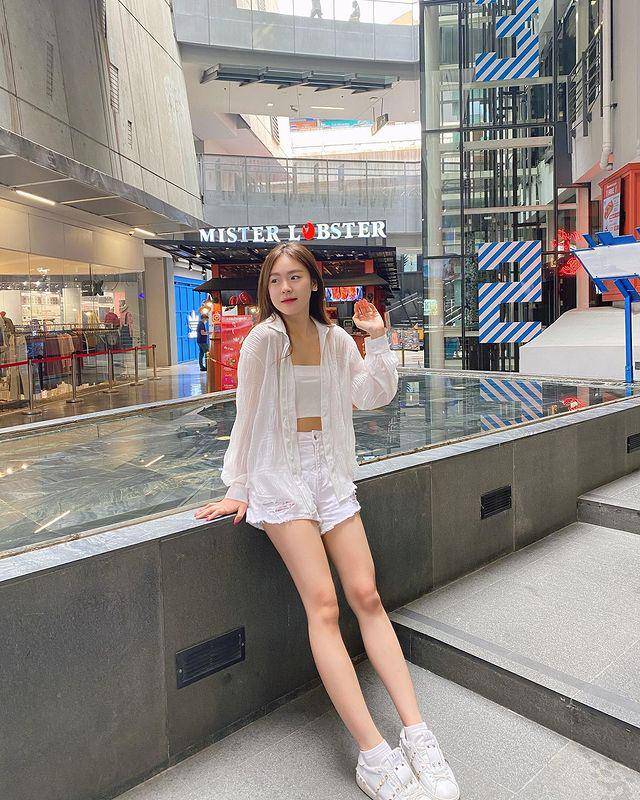 June Wanwimol (instagram.com/junewanwimol19)