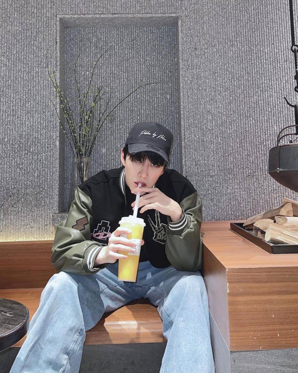 Mike Angelo (instagram.com/m1keangelo)