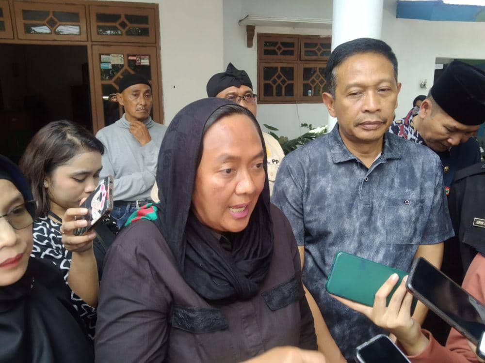 Komisioner Divisi SDM dan Litbang KPU Jawa Timur, Rochani. (IDN Times/Rizal Adhi Pratama)
