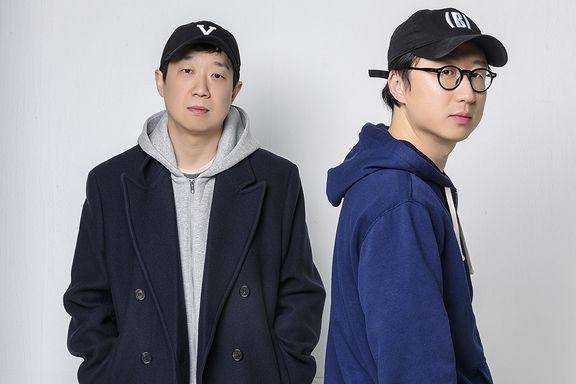 kreator Han Jun Hee dan sutradara Yoo Su Min (dok. Cine21)