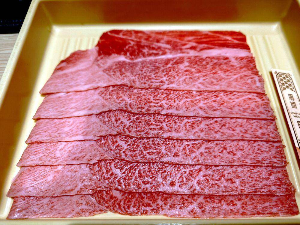 ilustrasi daging wagyu A5 (commons.wikimedia.org/Ceeseven)