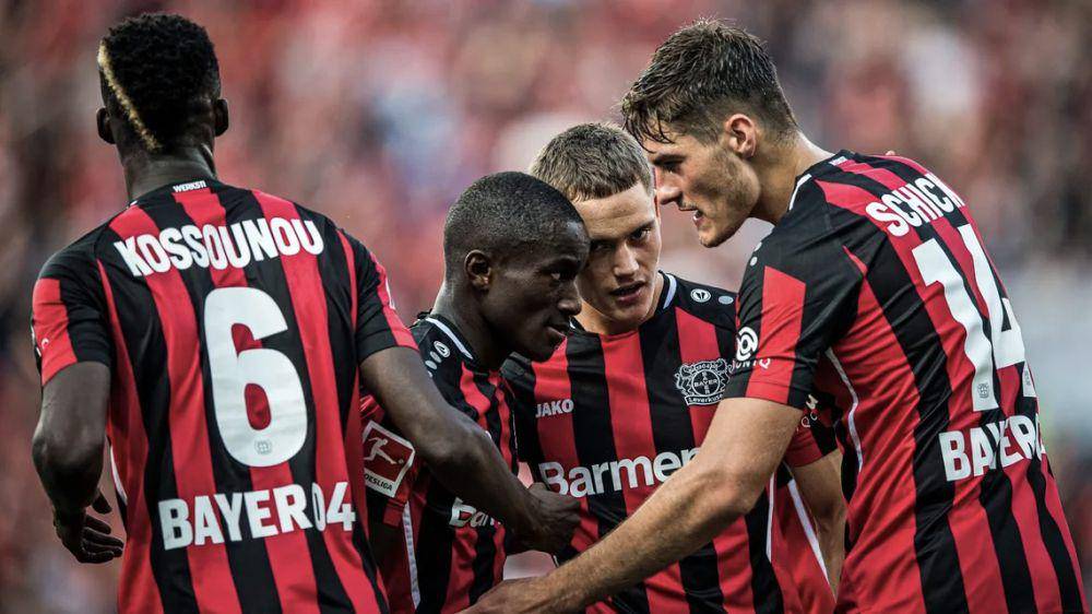 Bayer Leverkusen 2021/2022 (bundesliga.com)