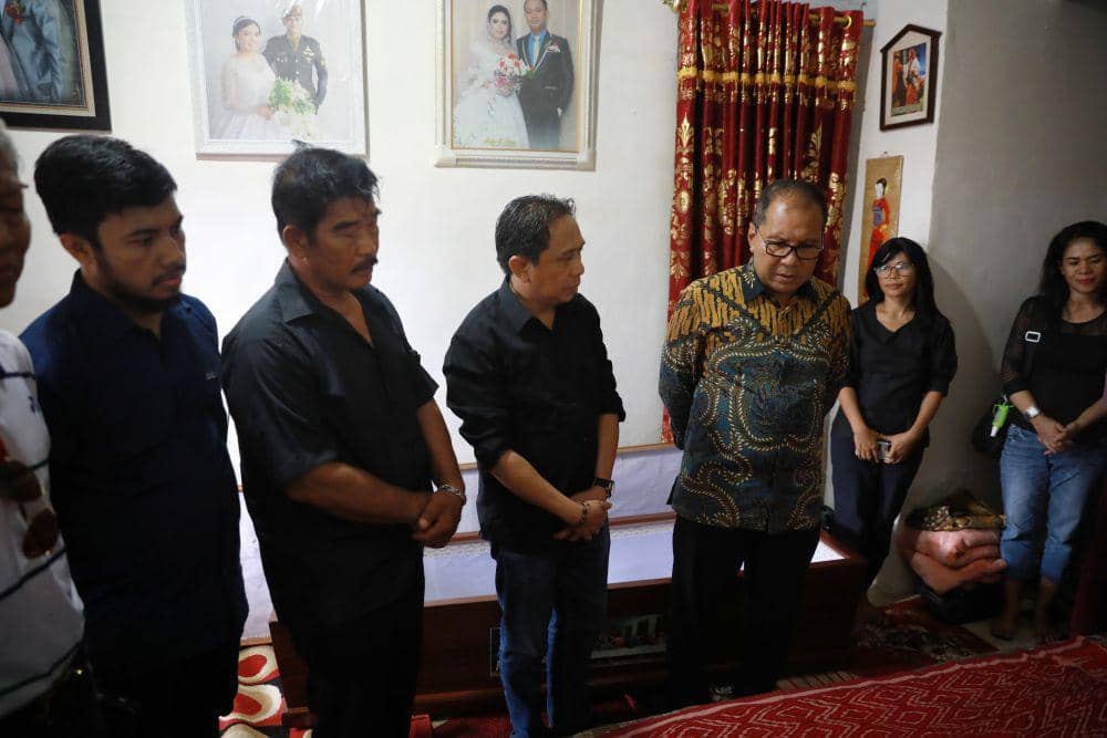 Danny Kunjungi Rumah Duka Petugas KPPS di Makassar yang Meninggal