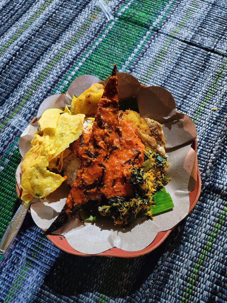 Nasi Boran Mbak Tum (googlemaps.com/serbairit channel)