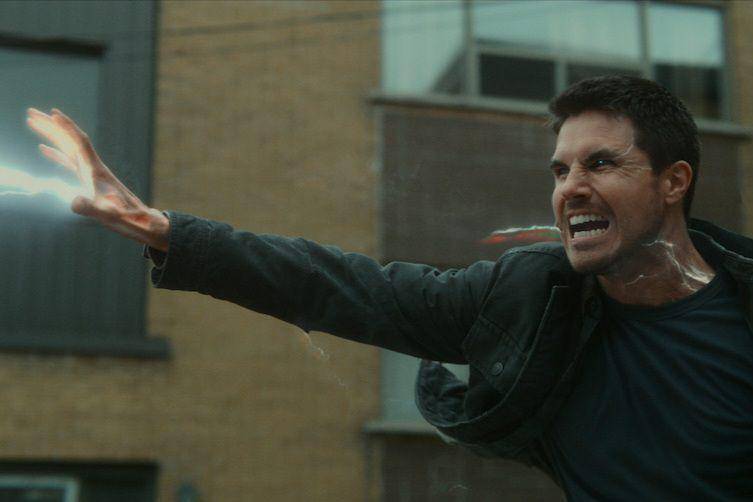 adegan dalam film Code 8: Part II (dok. Netflix/Code 8: Part II)