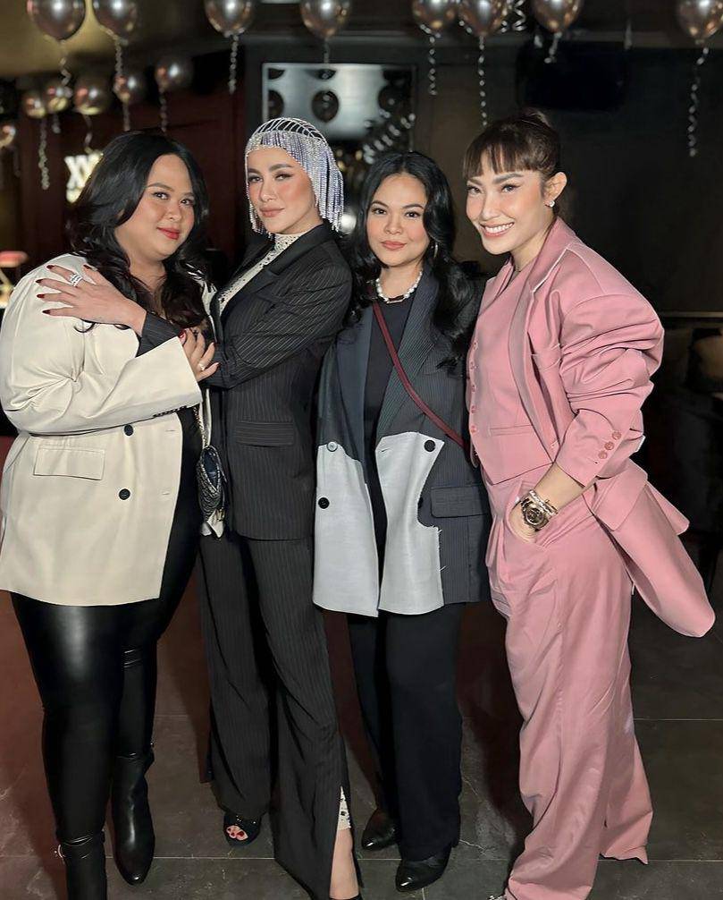 potret Ayu Dewi di ultah ke-44 Olla Ramlan (instagram.com/mrsayudewi)