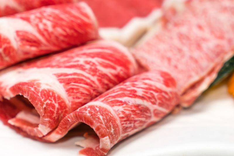 gambar daging wagyu (freepik.com/jannoon028)