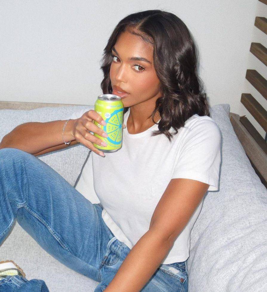 Lori Harvey (instagram.com/loriharvey)