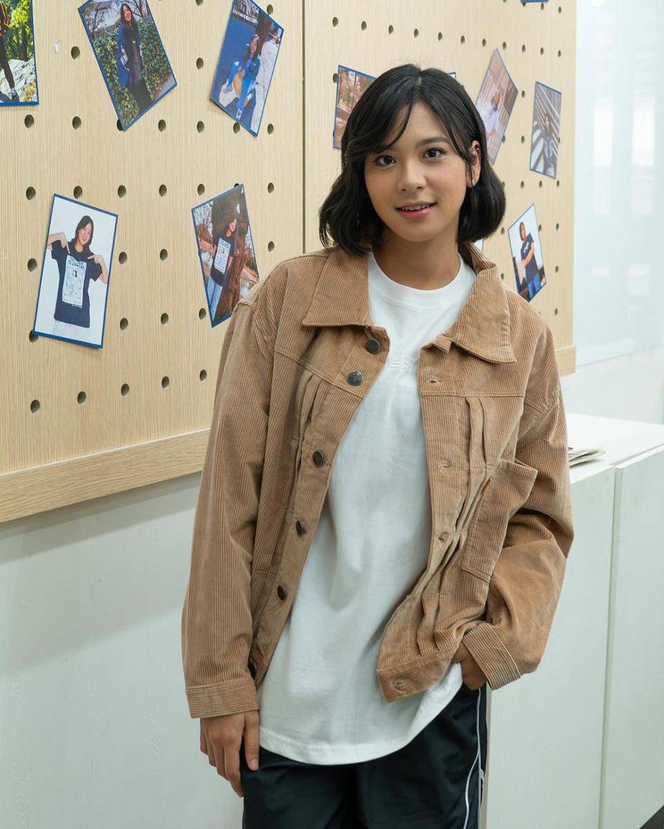 Outfit street style ala Zee JKT48 (instagram.com/jkt48.zee)