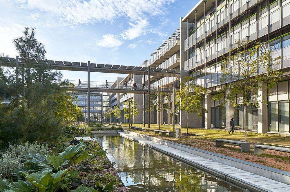 ilustrasi kampus Paris Saclay University. (instagram.com/universite_paris_saclay)