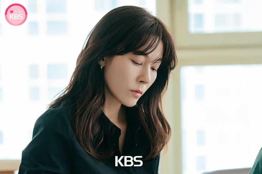 Kim Ha Neul dalam potongan drama Let Me Grab You by the Collar (instagram.com/kbsdrama)