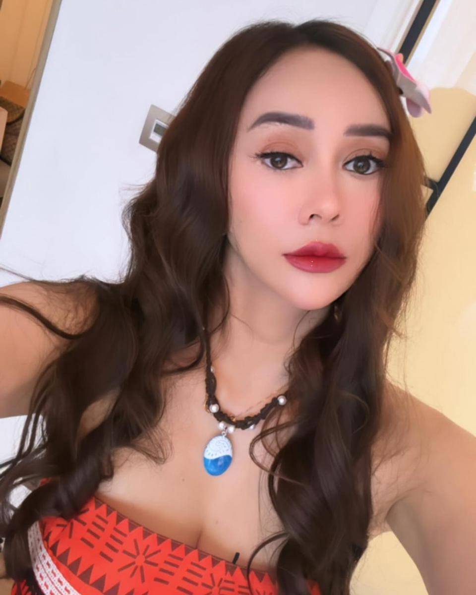 potret Aura Kasih dan anak di pesta ulang tahun Claire Herbowo (instagram.com/aurakasih)